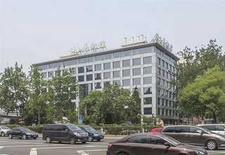 三轴联动注塑机机械手安装